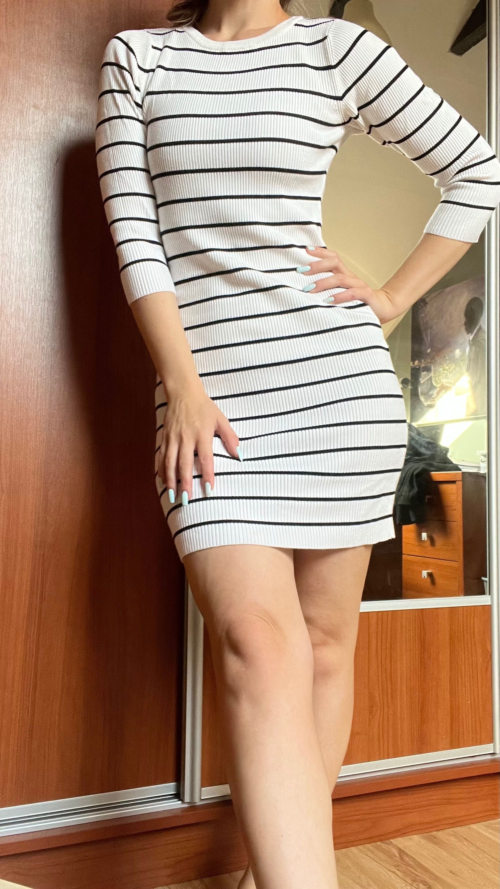 Dopasowana sukienka w paski reserved 36 S stan idealny