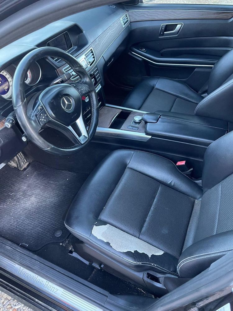 Mercedes E 220 *
