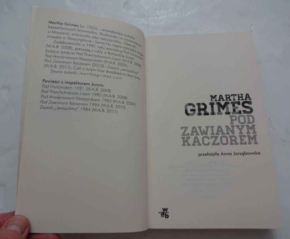 Pod Zawianym Kaczorem - Martha Grimes