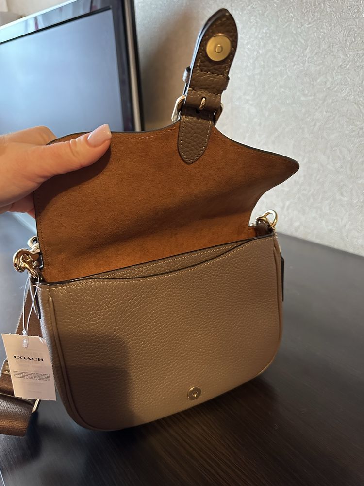 Нова сумка Coach Amelia