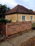 Продаж будинку в Яноші