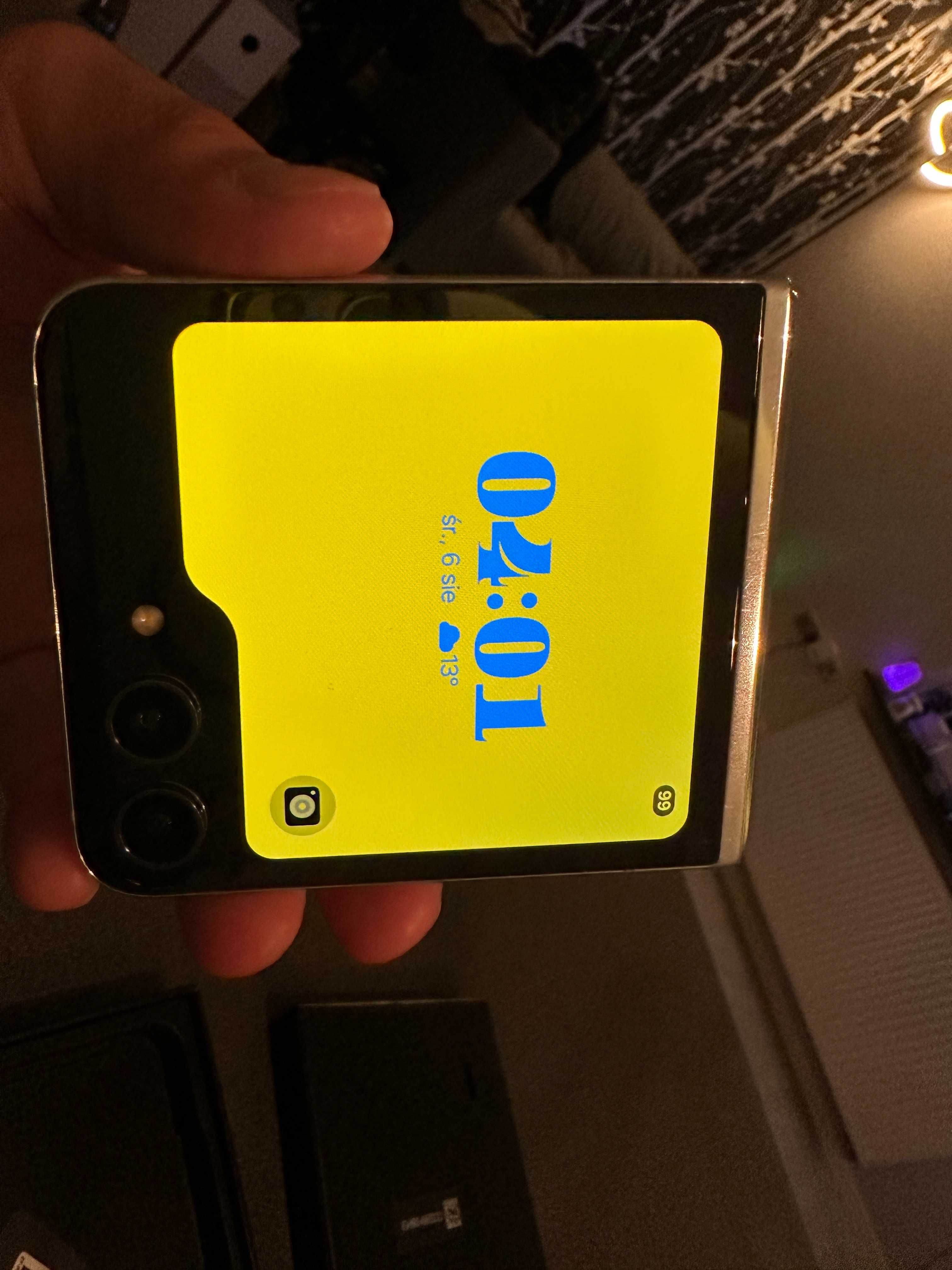 Samsung Galaxy Z Flip5 # 8/256 GB # zielony # Stan BDB # BEZ BLOKAD
