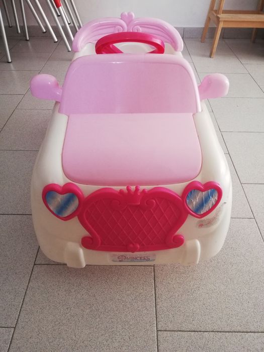 Carro elétrico criança