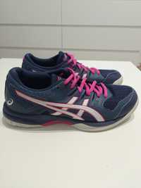 Buty Asics 37 na hale