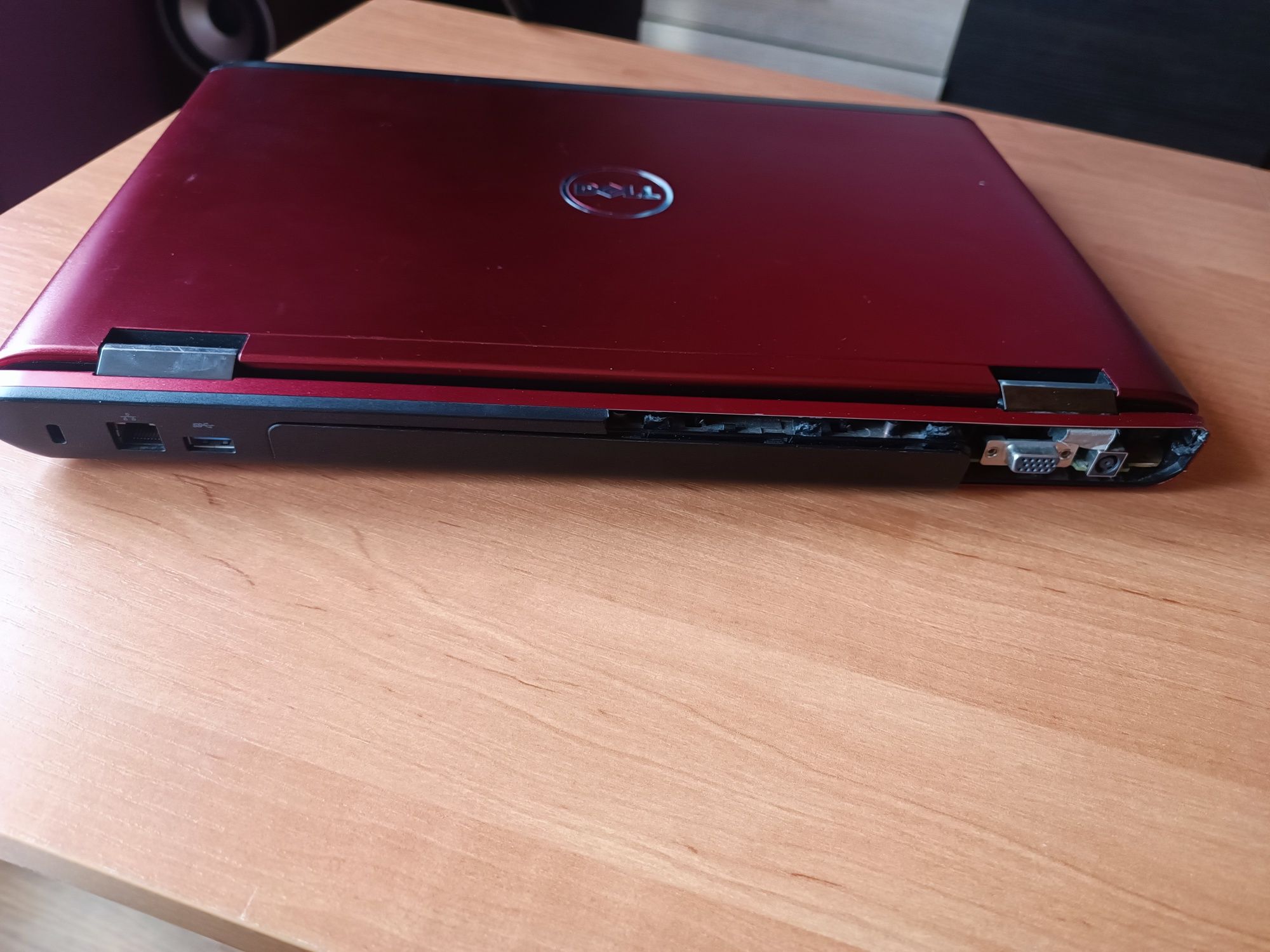 Dell vostro 3550 i7 AMD Radeon