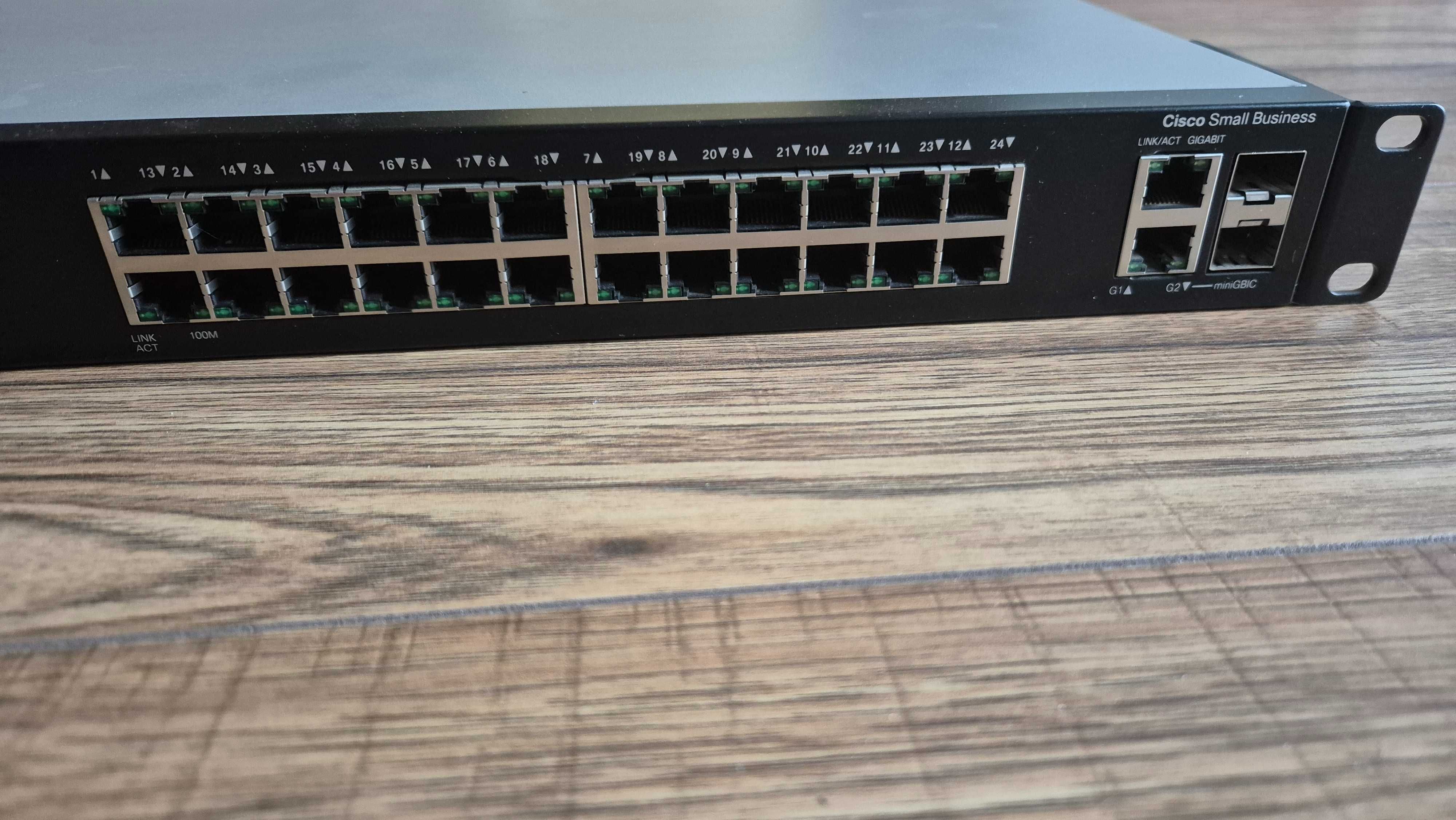 Cisco SF200-24 – 24-portowy Switch Fast Ethernet + 2x Combo Gigabit