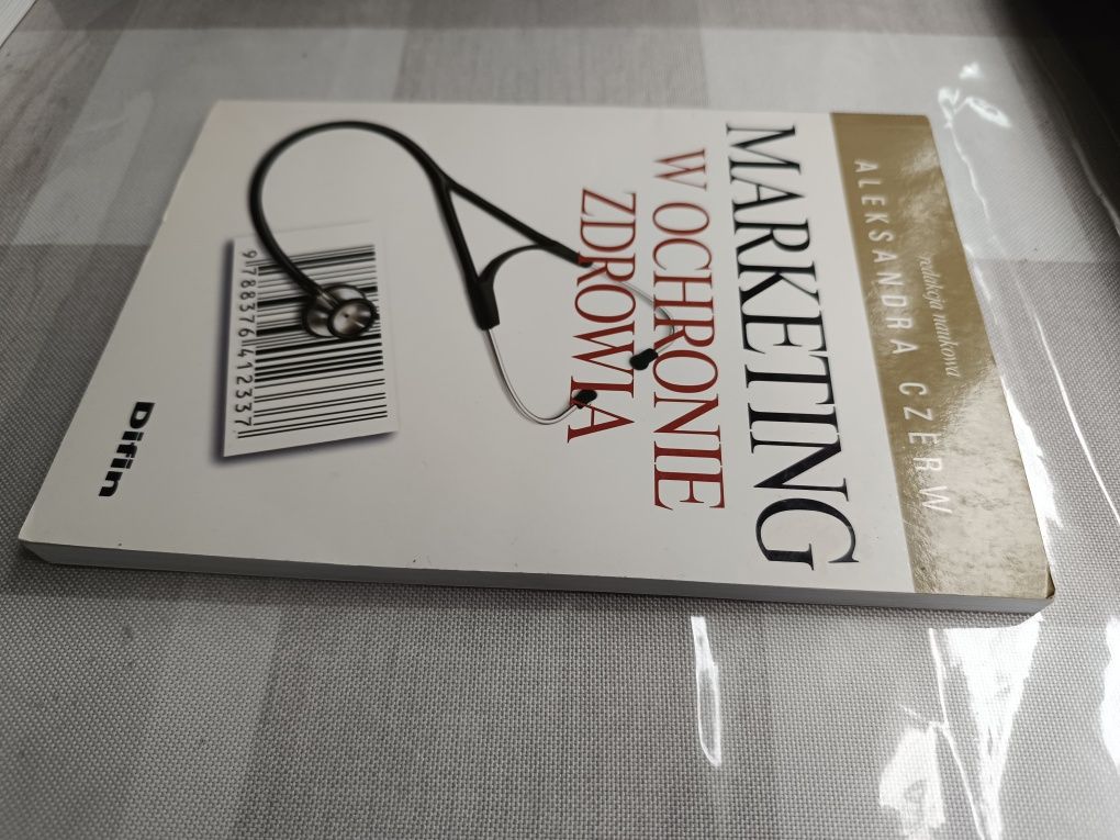 Marketing w ochronie zdrowia - Aleksandra Czerw