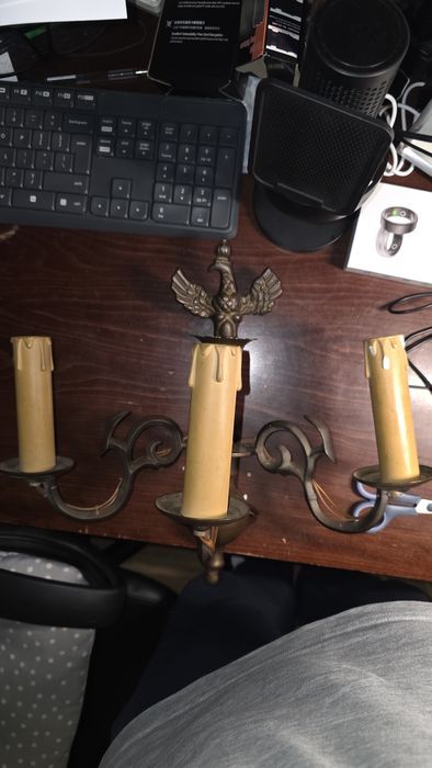 Piękny mosiężny kinkiet