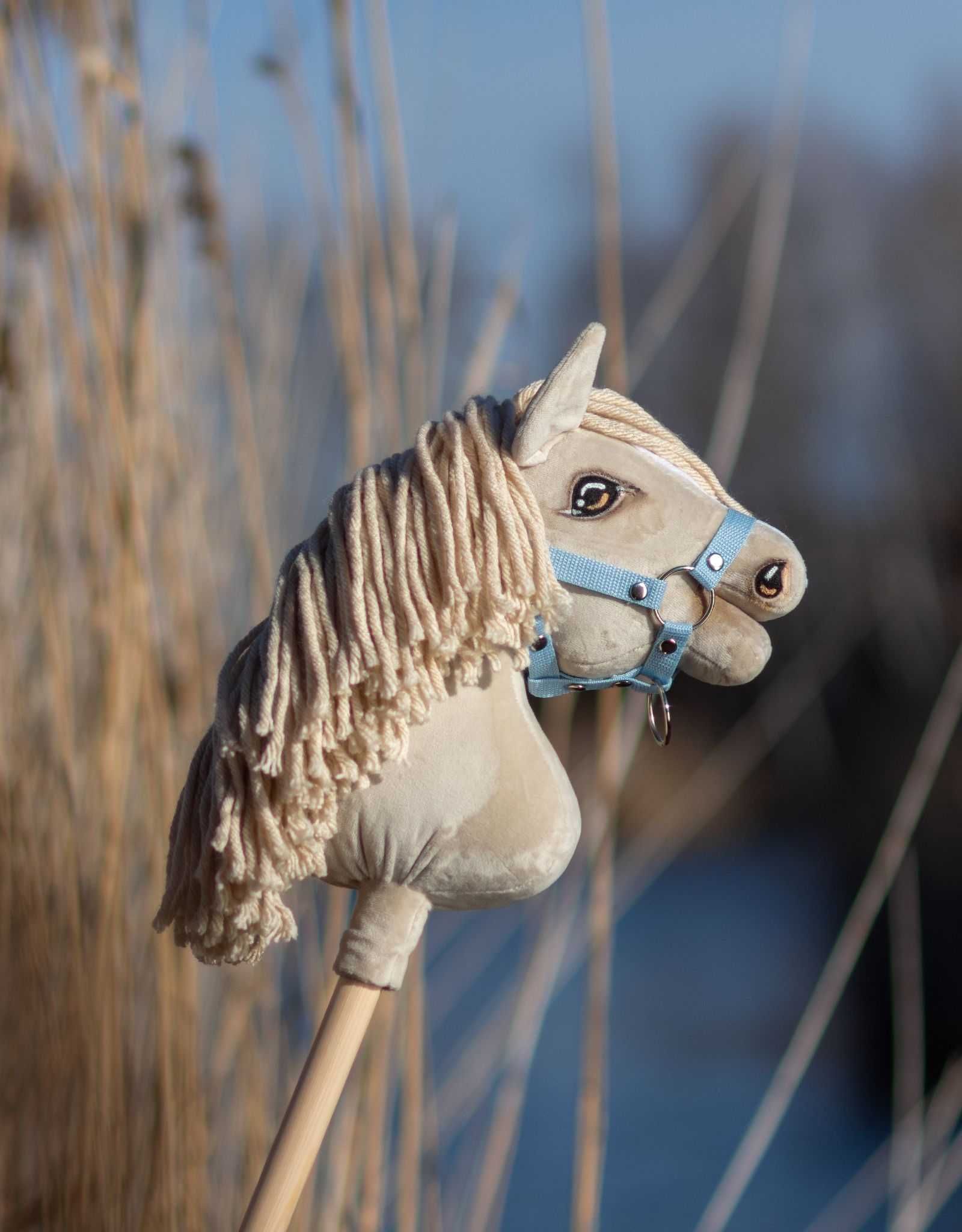 Hobby Horse Mały koń na kiju Premium - cremello A4!