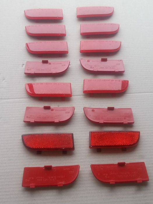 Задні відбивачі (отражателі) верхніх стопів оригінал Мерседес Віто 639