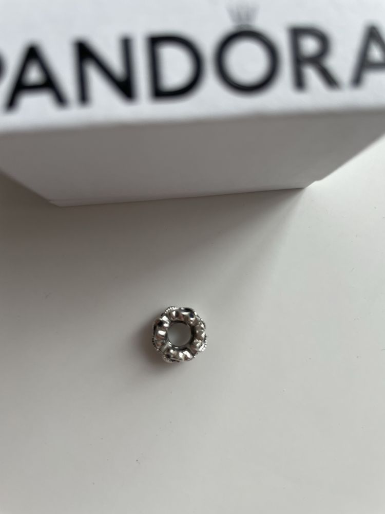 Separator Kolorowe Motyle Charms Pandora