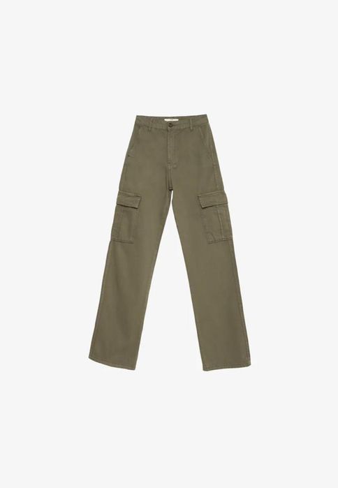 Calças Cargo Stradivarius