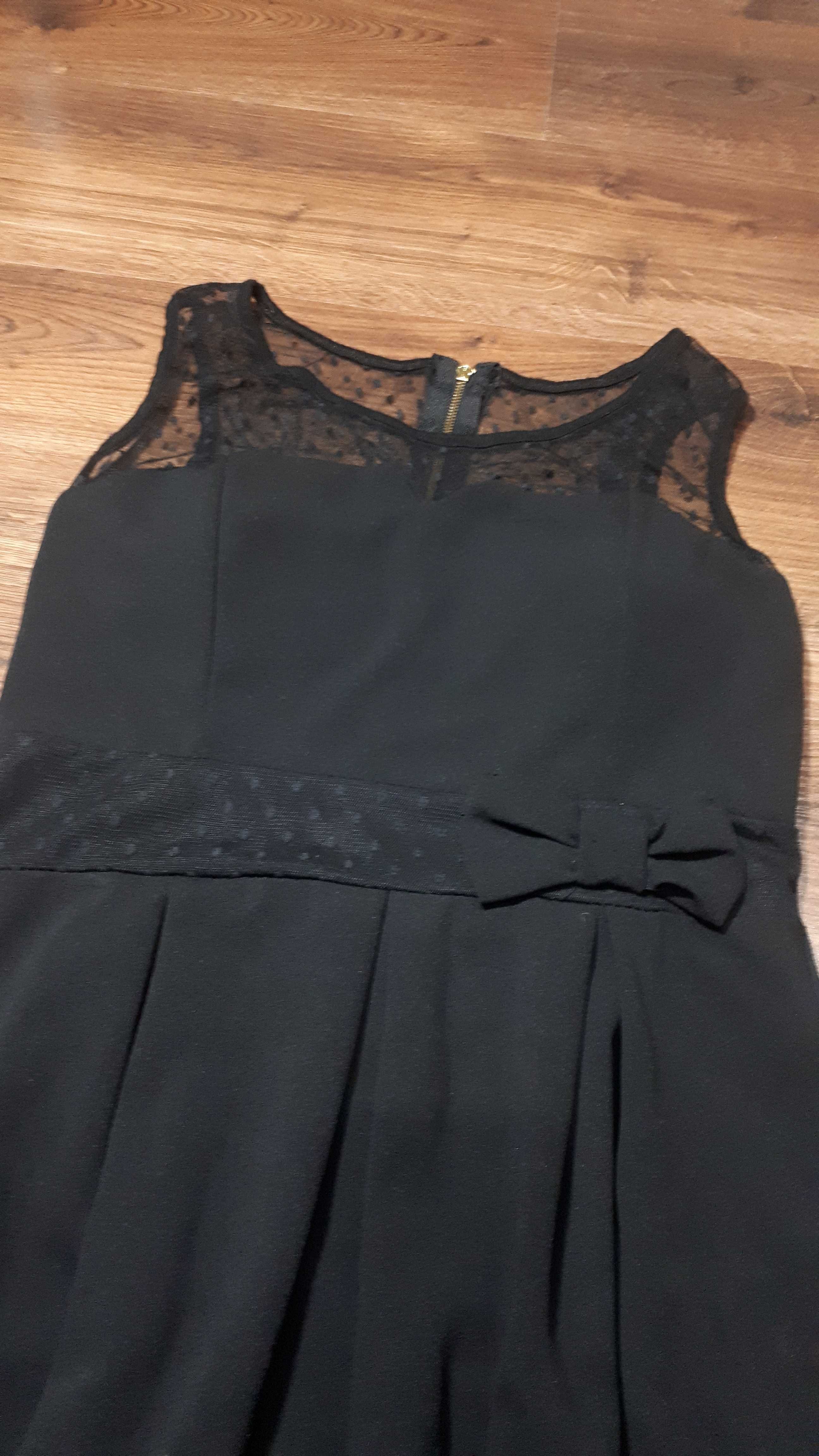 Nowa sukienka czarna z siateczką na dekolcie M