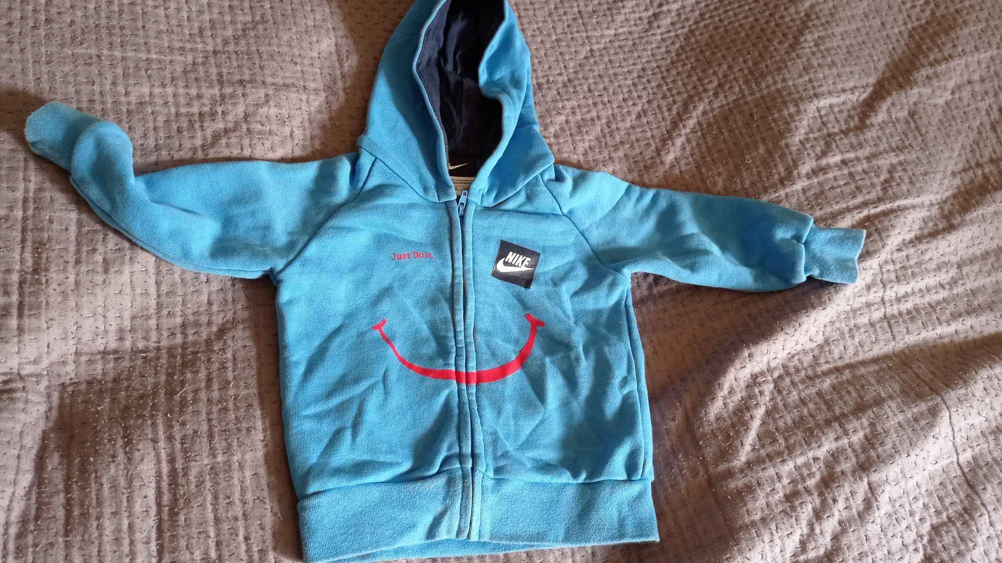 Bluza z kapturem rozmiar 68/74