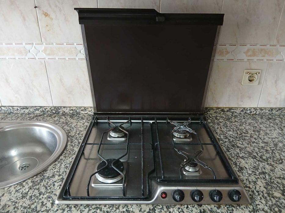 Forno elétrico + placa a gás