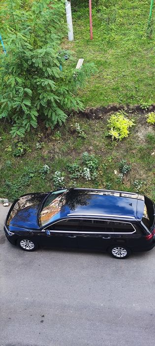 Продам Фольцваген Б 8