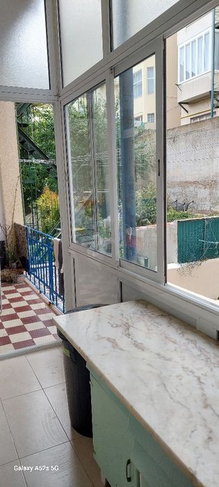 Quarto para alugar em lisboa av. novas