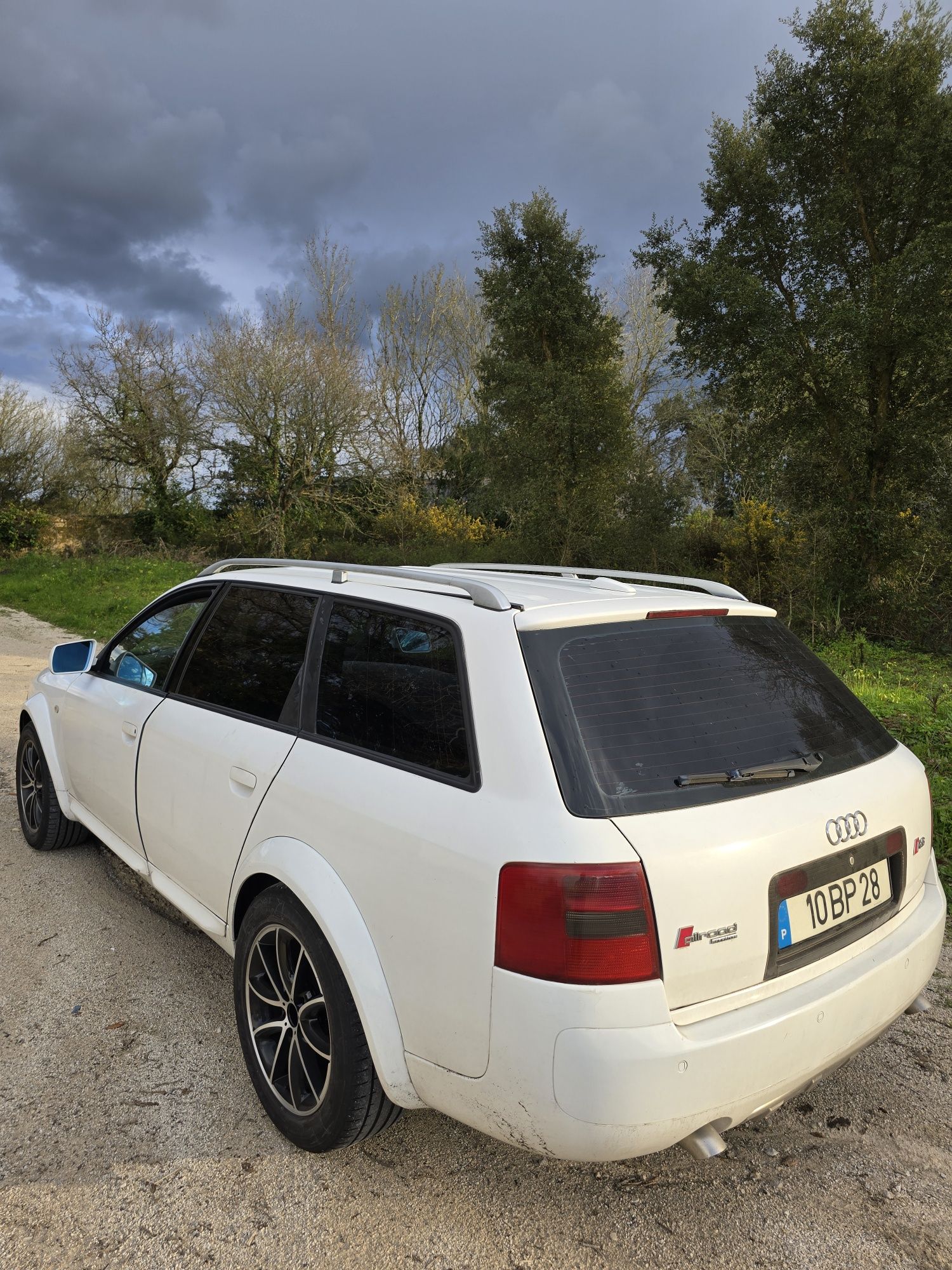 Audi A6 Allroad - 180cv - poucos km's