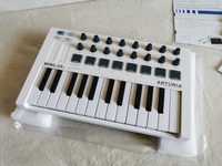 klawiatura MIDI Arturia Minilab MKII.