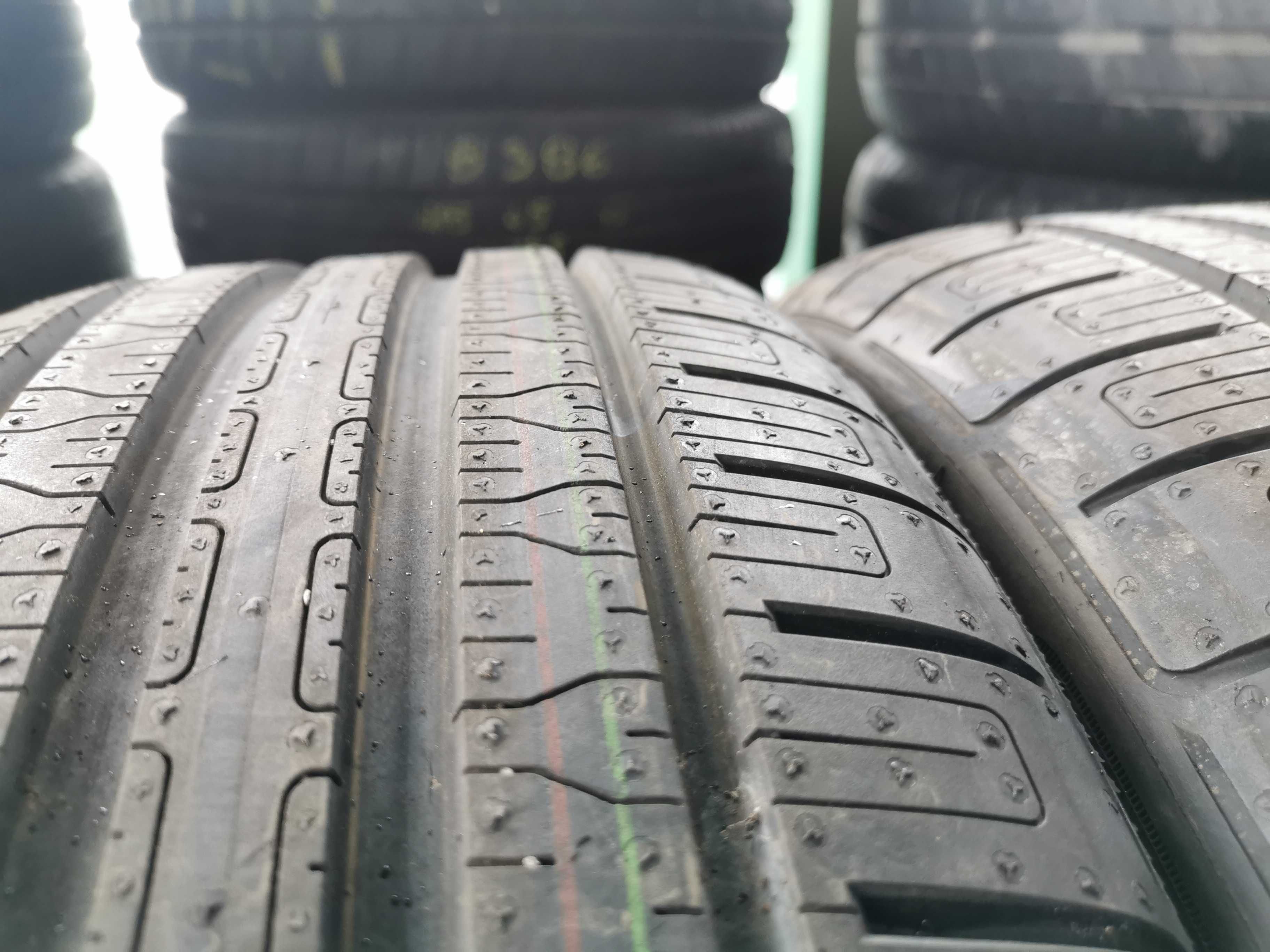 4x2022r Goodyear Efficientgrip Performance 215/45r20 95T XL Rant N8498