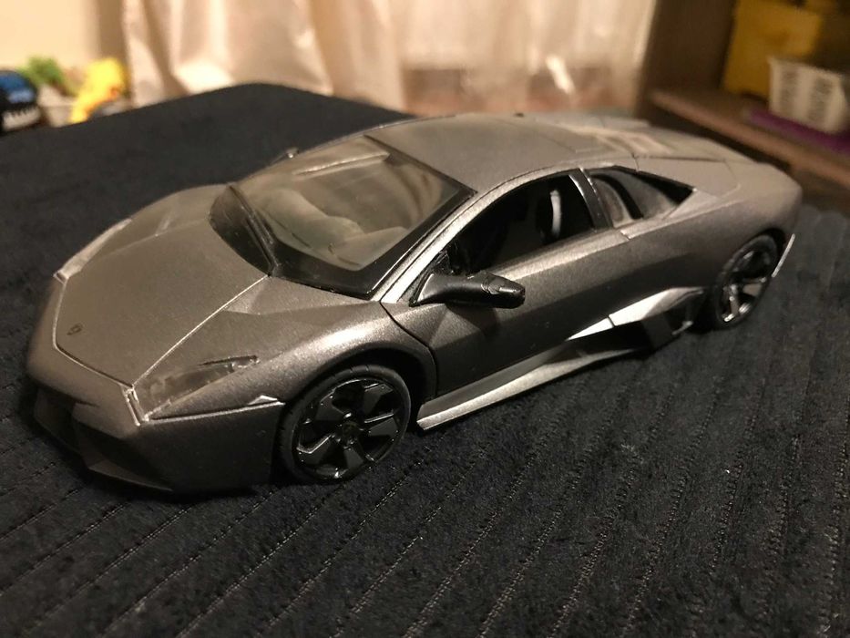 auto lamborghini reventon 1:24 rastar