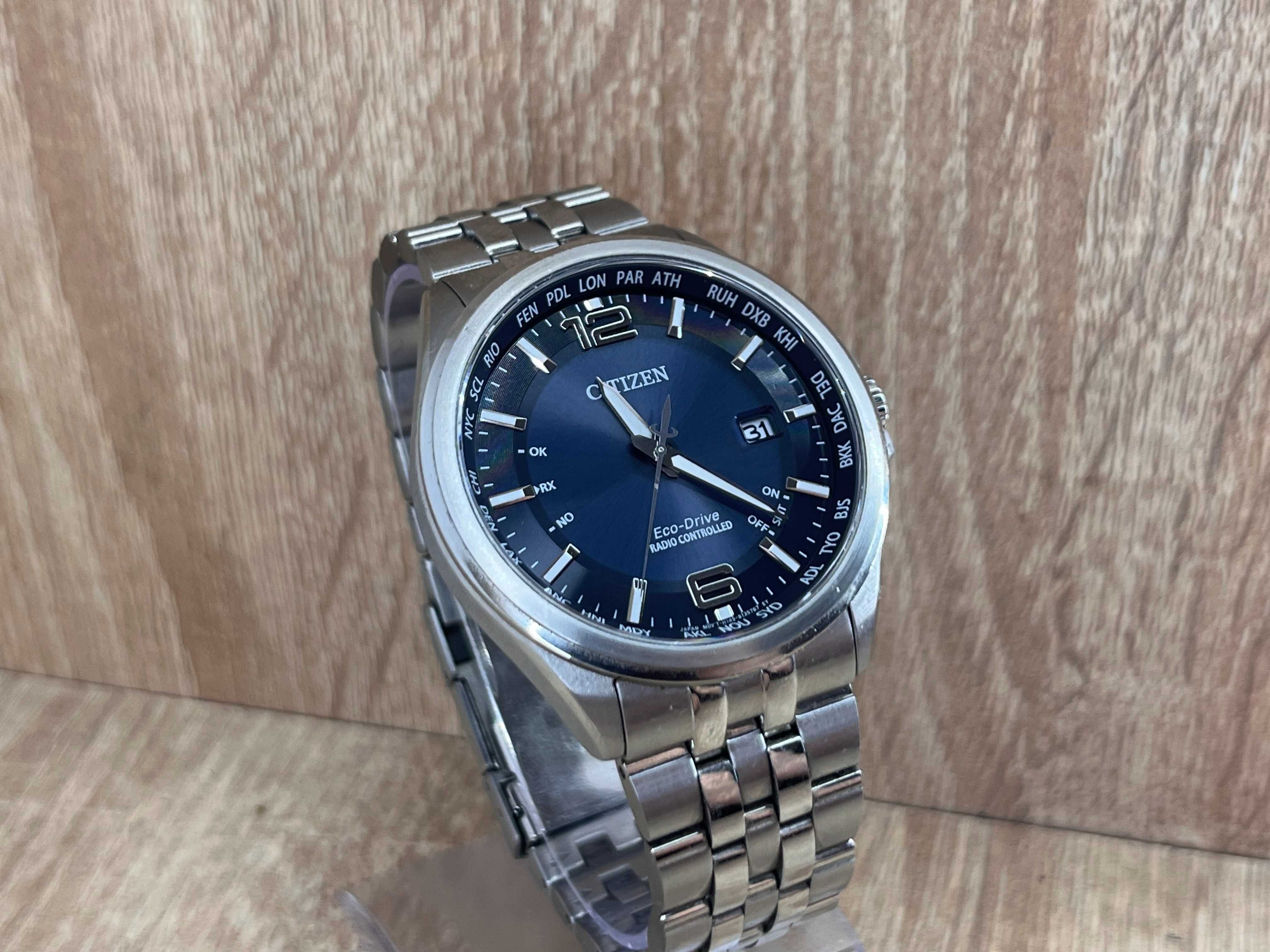 Zegarek męski CITIZEN Eco-Drive CB0010-88L Radio Controlled DCF