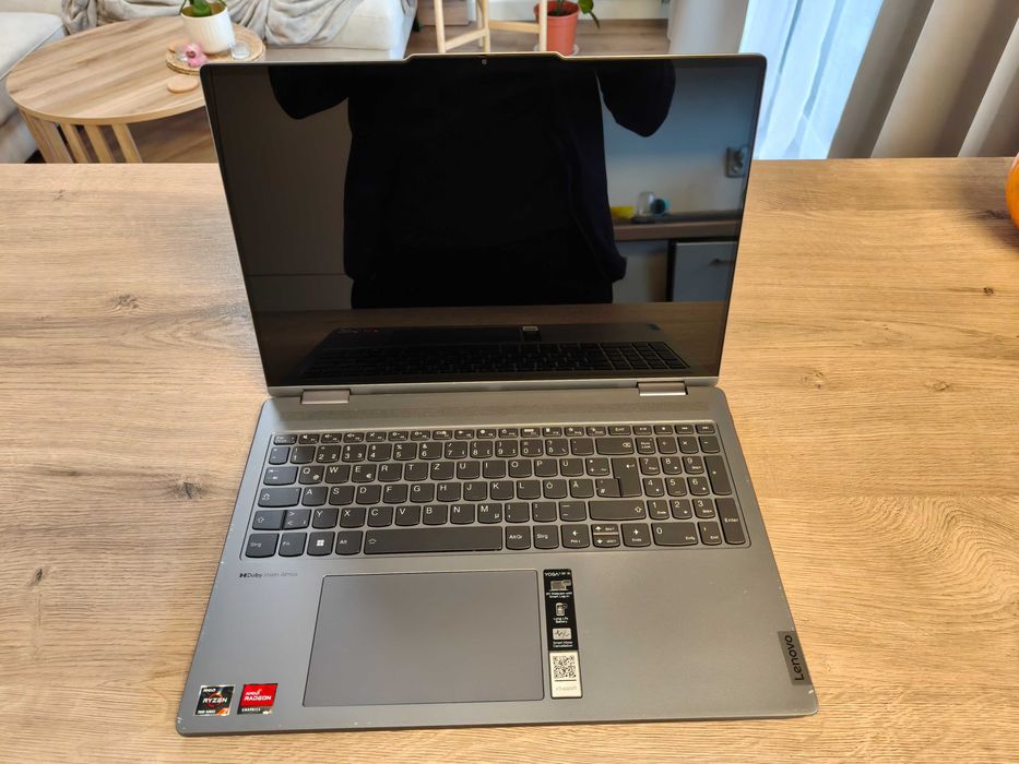 Lenovo Yoga 7 16ARP8