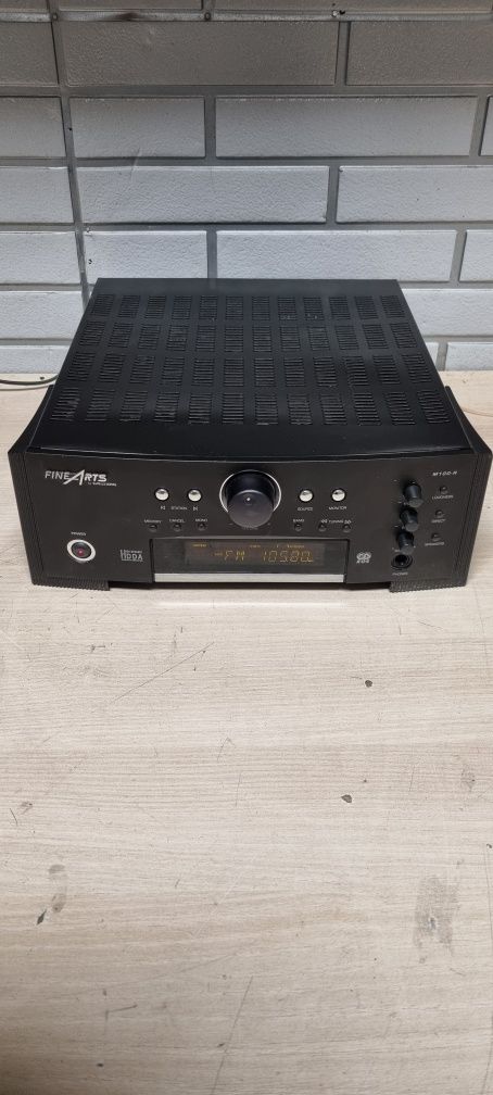 Amplituner GRUNDIG FineArts M100 R