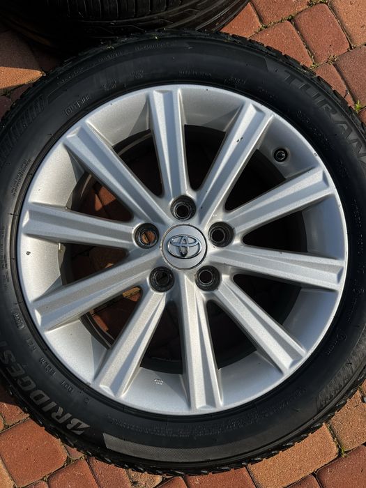 Диски оригінал Toyota Camry 50 55 70 corolla avensis auris 5 114,3 r17