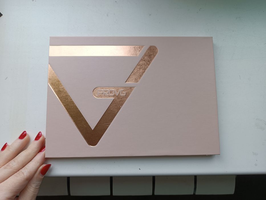 Продам палетку тіней Nyx та магніту палетку