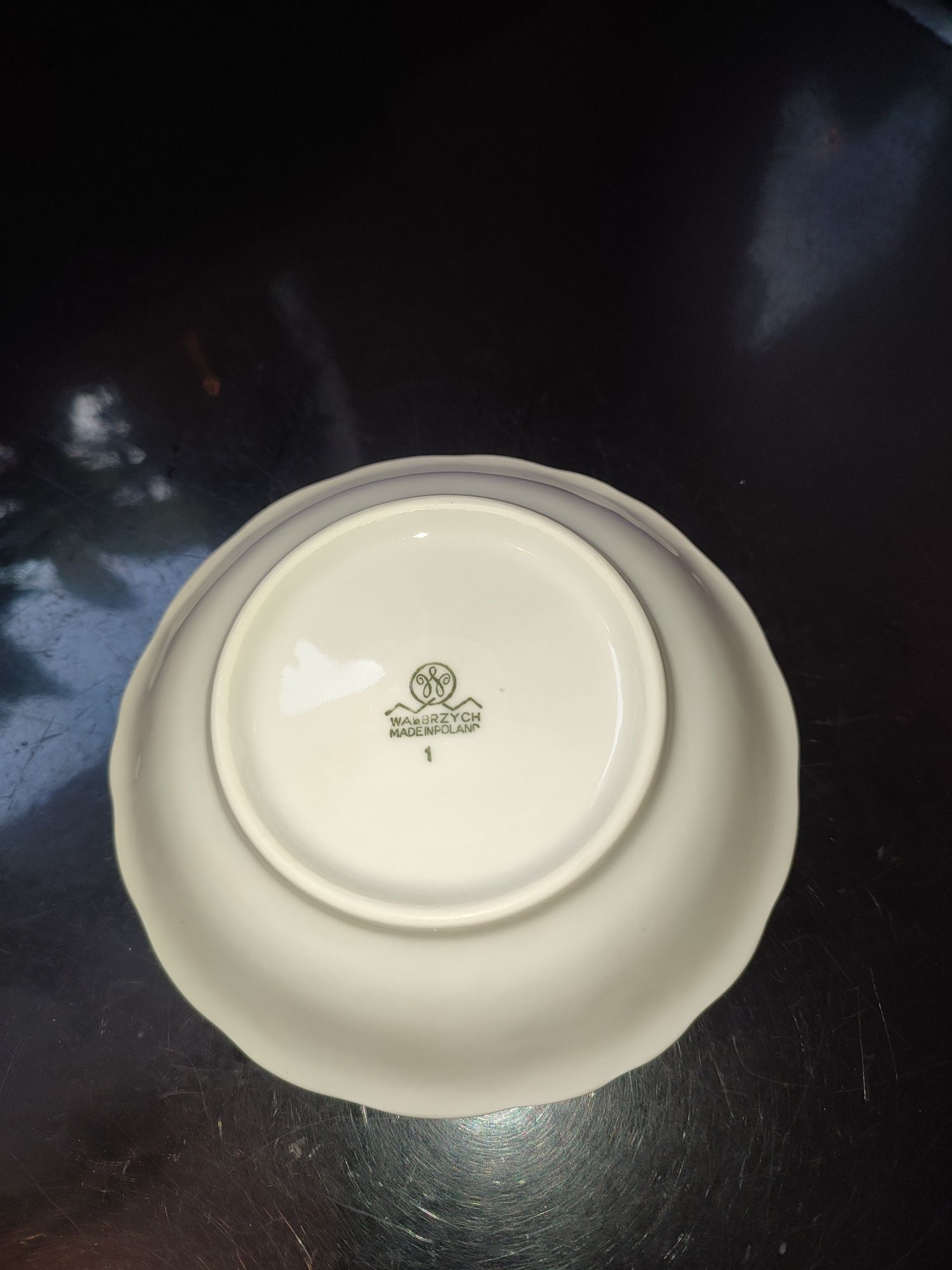 Śliczna stara salaterka porcelana Wałbrzych