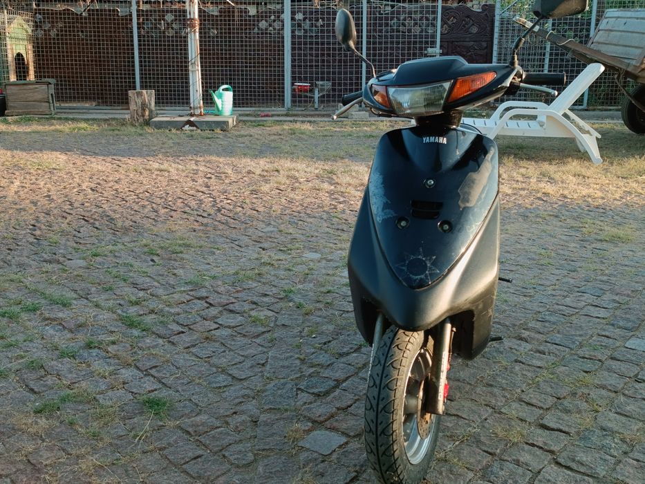 Продам скутер jamaha jog