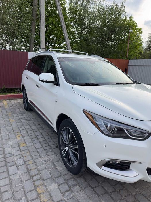Infiniti QX60 AWD Premium | 3.5 газ/бензин | 7 місць | 2016 рік