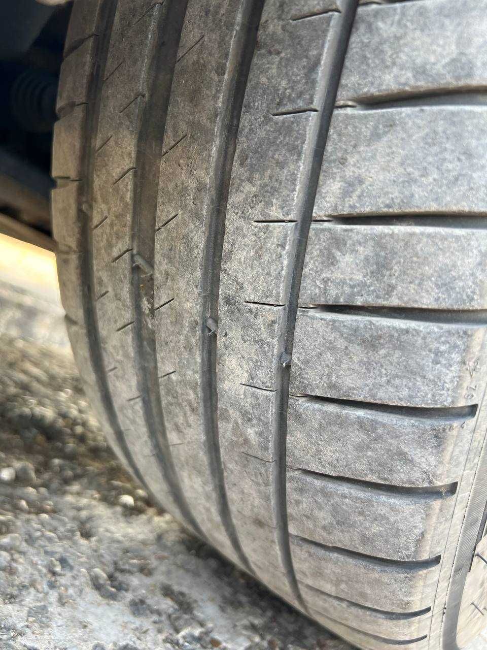 Диски  5.112 R18 . Резина 235/45R18 MICHELIN Pilot Sport 4