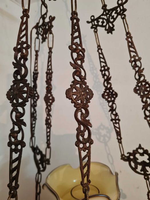 Okazała Lampa wisząca jak naftowa ŻYRANDOL