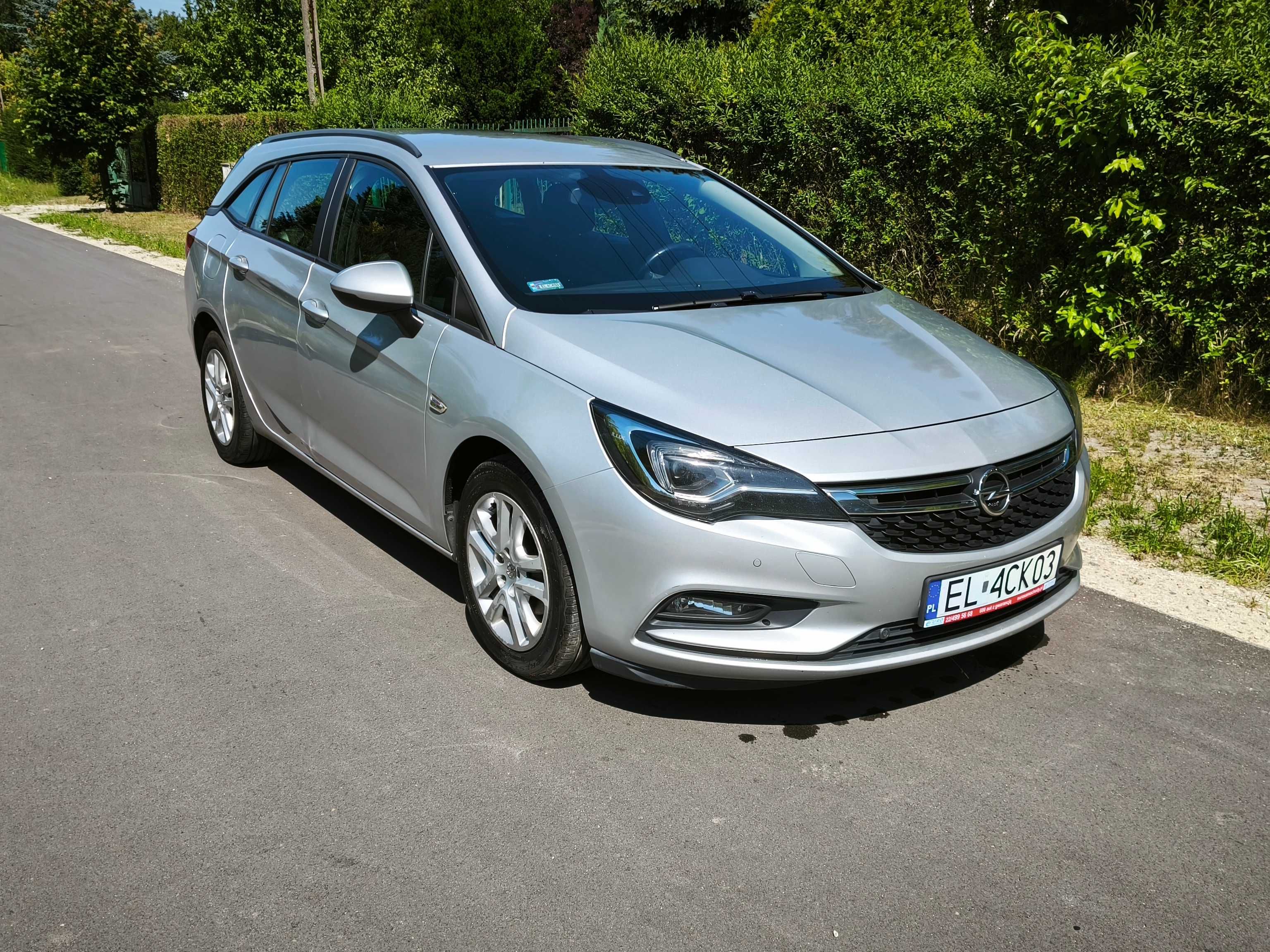 Opel Astra 1.6 CDTI, krajowy