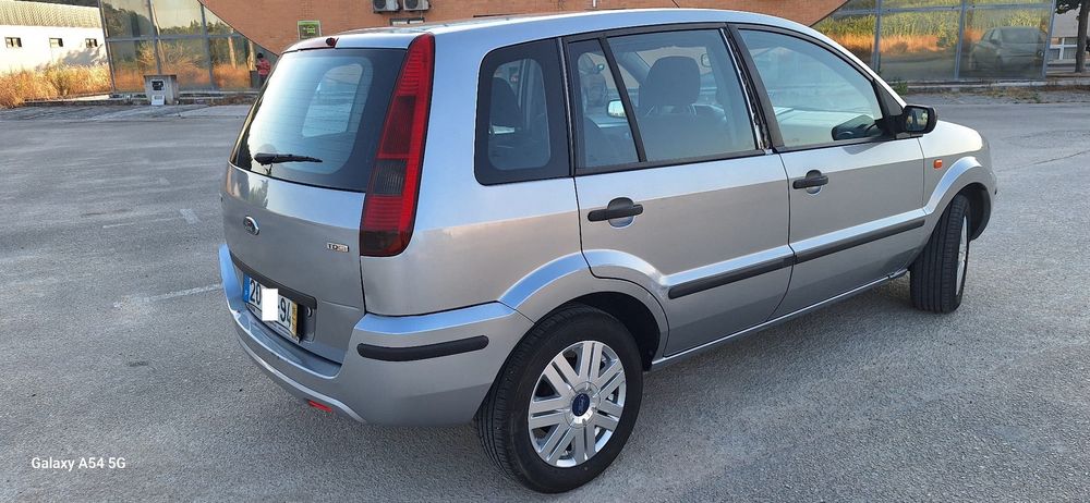 Ford Fusion 1.4 TDCi Diesel 68 cv / 50 kW 2005