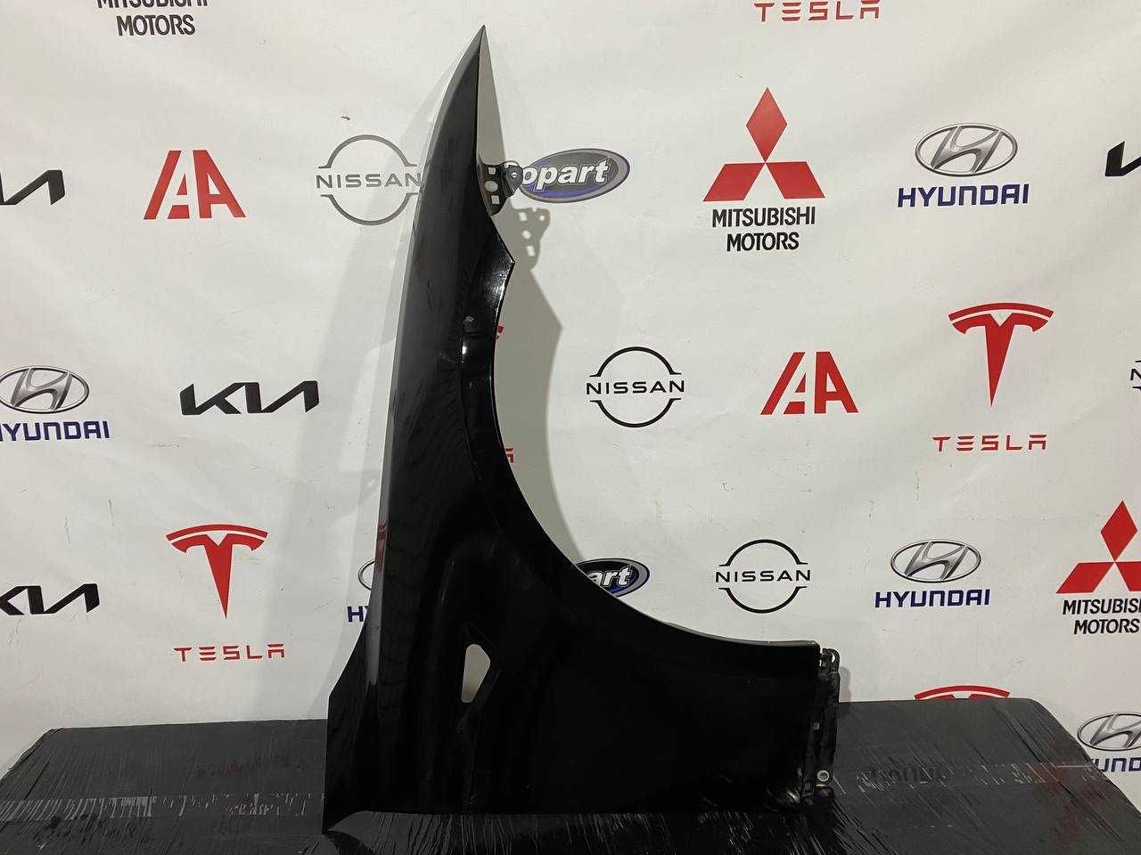 Крило праве Tesla Model S 2013-2020