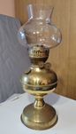 Stylowa lampa naftowa