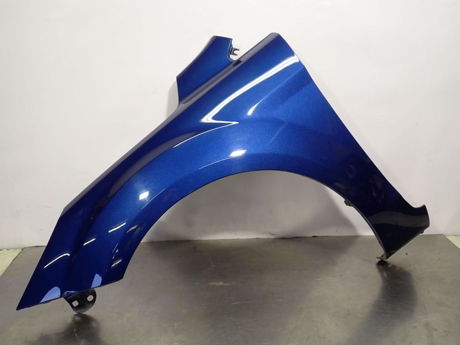 BŁOTNIK LEWY PRZEDNI FORD FOCUS MK2 LIFT