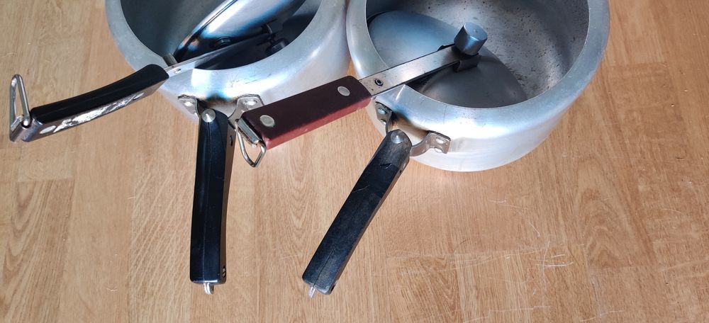 Panelas de pressão antigas