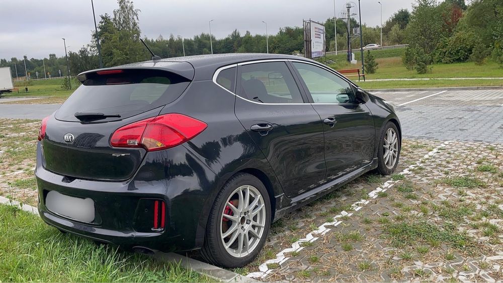 Kia Ceed II GT 1.6 2014r. 204 km uszkodzony silnik