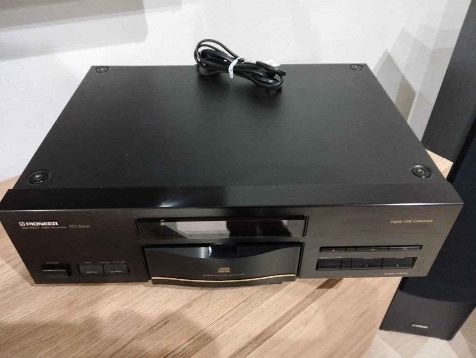 CD-програвач Pioneer PD-S901