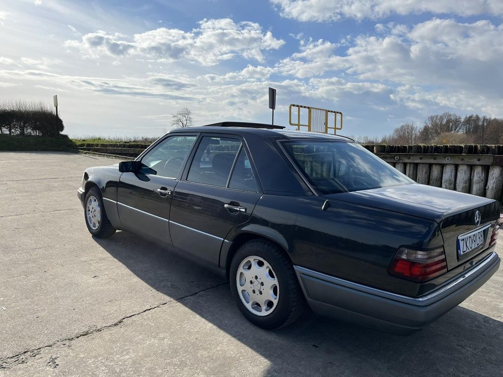 Mercedes 124 200D