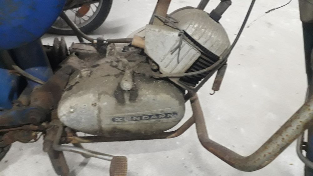 Tampas e outras peças