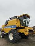 Комбайн New Holland TC5080 2009 жатка+візок+приставка соняшникова