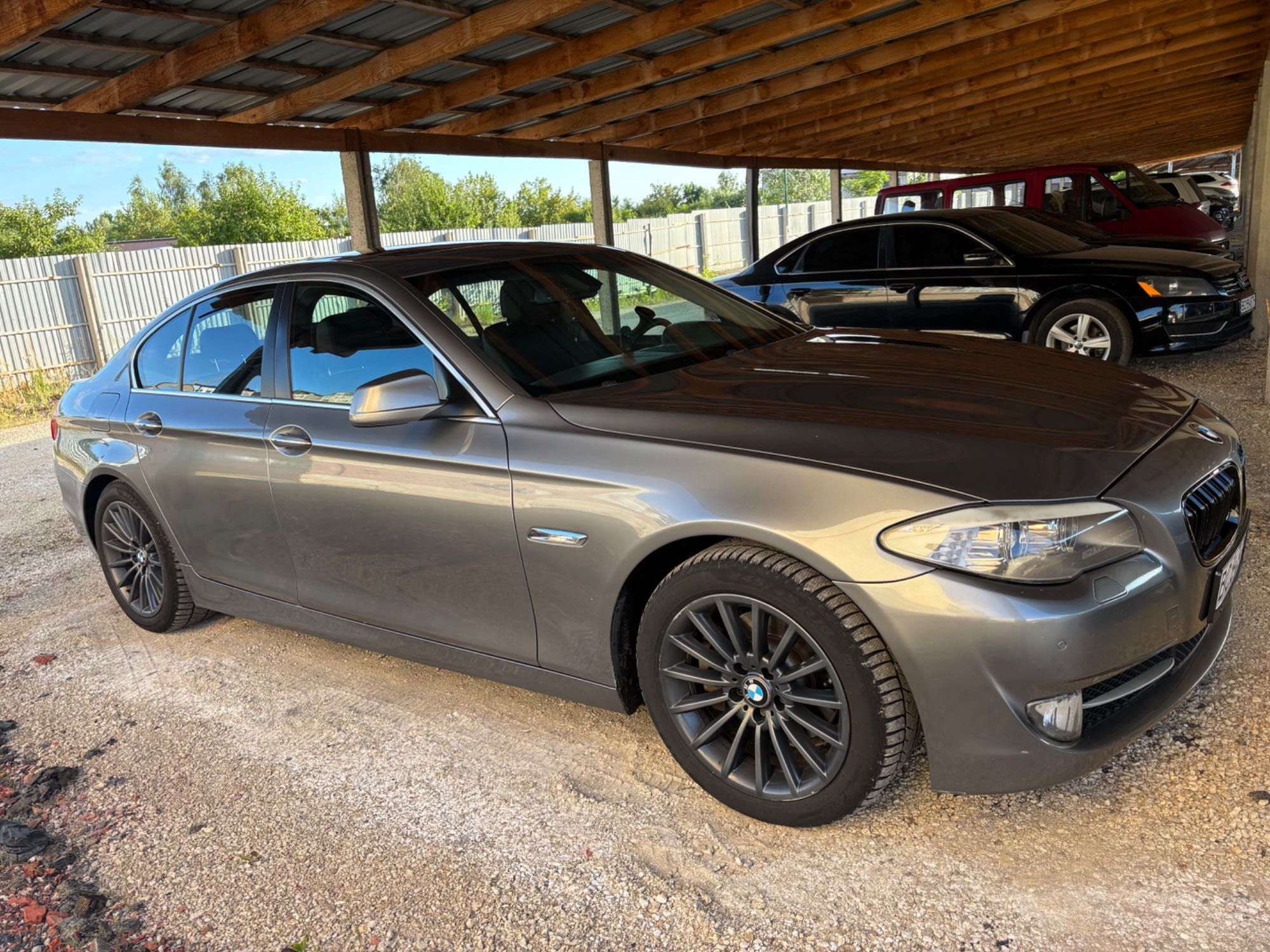 Автомобіль BMW  2011