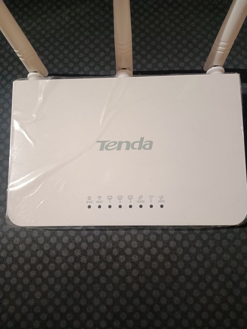 Router Tenda novo