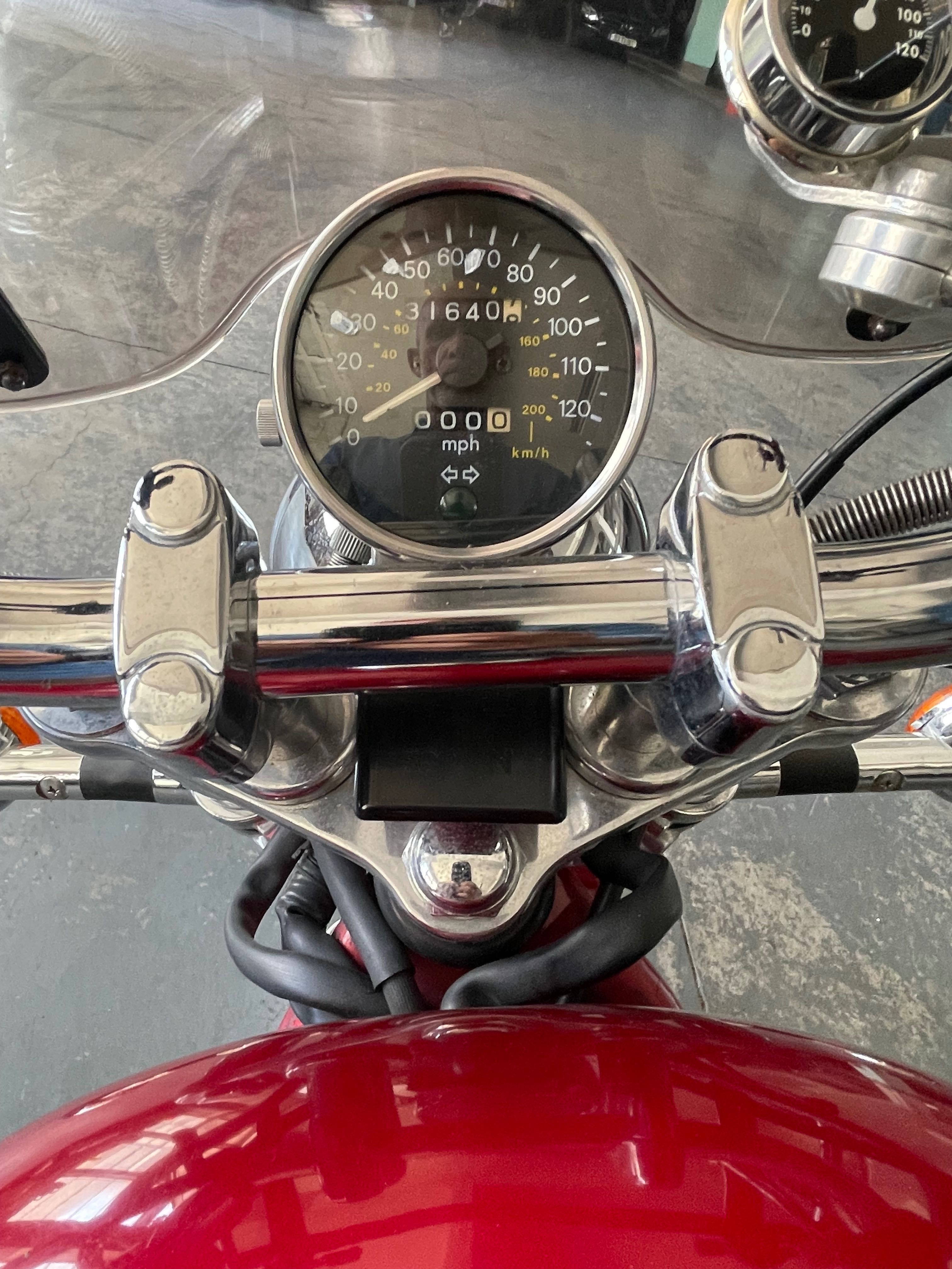SUZUKI INTRUDER 800