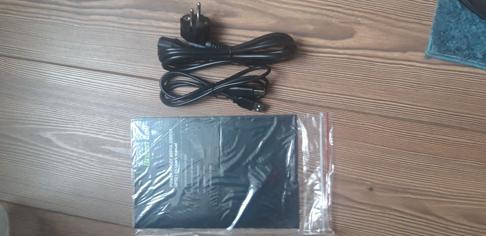 Інвертор, безперебійник, UPS Green Cell 1000 ВА 600 Вт